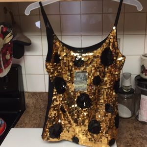 BEAUTIFUL GOLD /BLACK SEQUIN SLEEVELESS TOP
